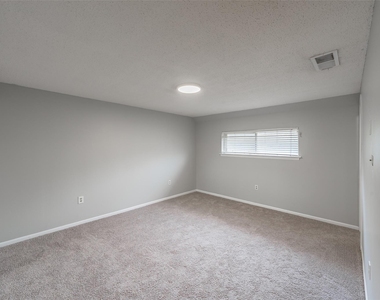 2821 Cheyenne Street - Photo Thumbnail 25