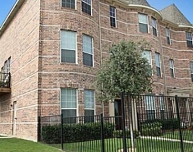 2500 Rockbrook Drive - Photo Thumbnail 2