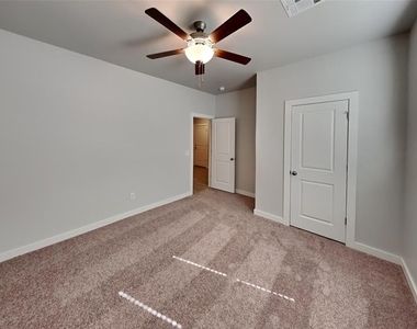 17421 Lantana Loop - Photo Thumbnail 13