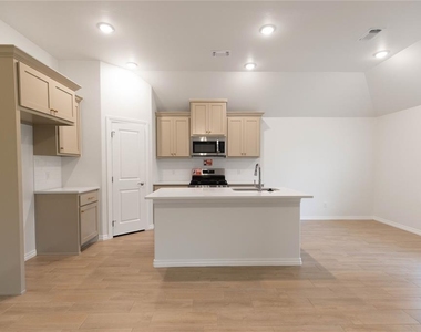 8708 Poppey Place - Photo Thumbnail 2
