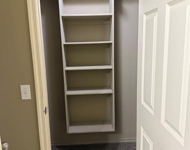 3804 Matthew Drive - Photo Thumbnail 25