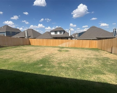 2229 Nw 170th Street - Photo Thumbnail 17
