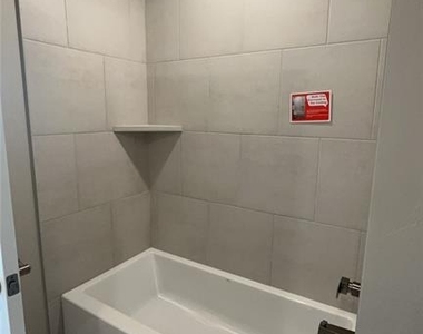 2220 Nw 170th Street - Photo Thumbnail 8