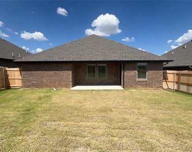 2216 Nw 170 Street - Photo Thumbnail 15