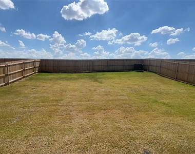 2216 Nw 170 Street - Photo Thumbnail 14