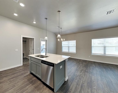 7001 Elk Canyon Road - Photo Thumbnail 7