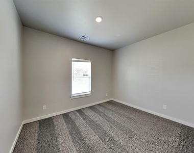 7001 Elk Canyon Road - Photo Thumbnail 16