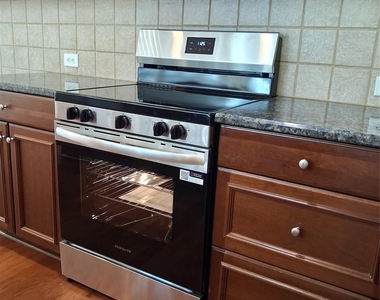 1552 Fitzgerald Street Nw - Photo Thumbnail 8
