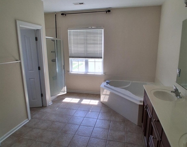 1552 Fitzgerald Street Nw - Photo Thumbnail 17