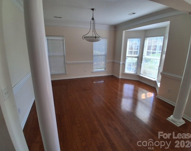 1552 Fitzgerald Street Nw - Photo Thumbnail 5