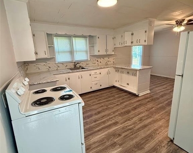 199 West View Street - Photo Thumbnail 8