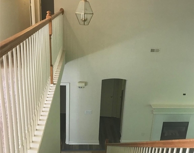 3400 Pasture View Court - Photo Thumbnail 7