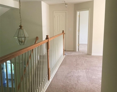 3400 Pasture View Court - Photo Thumbnail 8