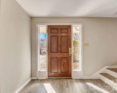 5707 Snow White Lane - Photo Thumbnail 1
