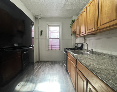 West 174th Street and Grand Avenue - Photo Thumbnail 10