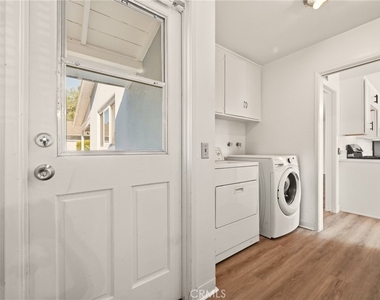 1033 Encino - Photo Thumbnail 10
