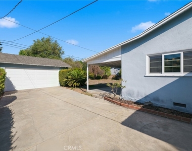 1033 Encino - Photo Thumbnail 28