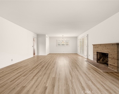 1033 Encino - Photo Thumbnail 1