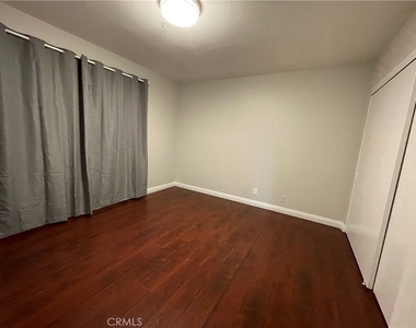 225 N Marguerita - Photo Thumbnail 8