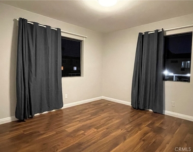 225 N Marguerita - Photo Thumbnail 6