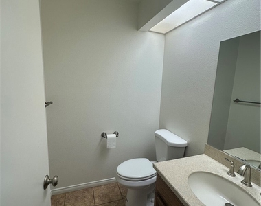 16 Goldstar Place - Photo Thumbnail 11