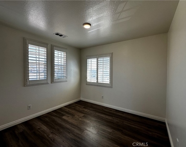 7617 Potter Valley Drive - Photo Thumbnail 9