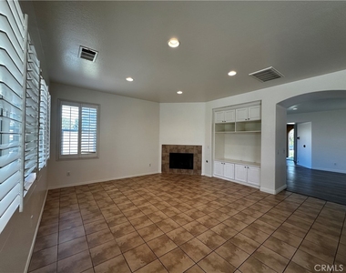 7617 Potter Valley Drive - Photo Thumbnail 8