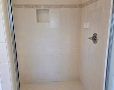 17568 Cloverdale - Photo Thumbnail 31