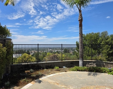 17568 Cloverdale - Photo Thumbnail 3