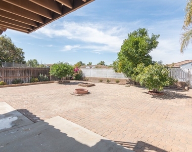 25077 Via Las Lomas - Photo Thumbnail 43