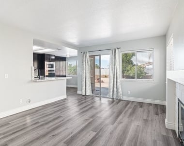 25077 Via Las Lomas - Photo Thumbnail 19