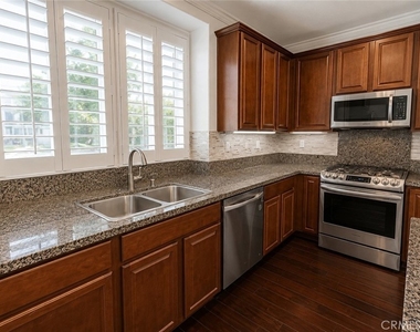 28267 N Via Sonata Drive - Photo Thumbnail 13