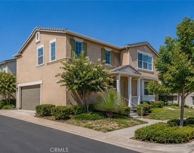 28267 N Via Sonata Drive - Photo Thumbnail 2