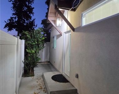 5646 Andasol Avenue - Photo Thumbnail 1