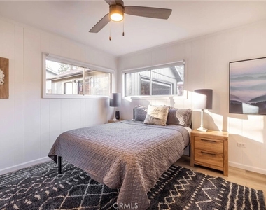 333 Downey Drive - Photo Thumbnail 9