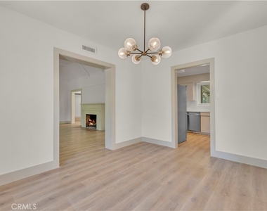 11944 Hesby Street - Photo Thumbnail 17