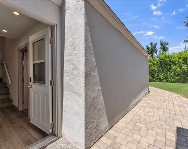 11944 Hesby Street - Photo Thumbnail 36