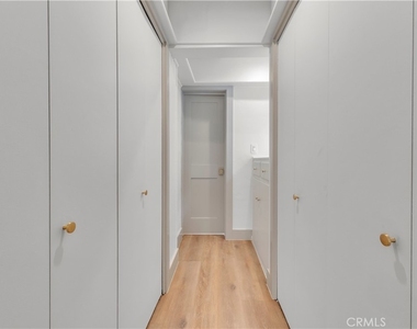 11944 Hesby Street - Photo Thumbnail 21