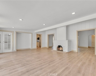 11944 Hesby Street - Photo Thumbnail 11