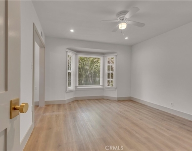 11944 Hesby Street - Photo Thumbnail 25