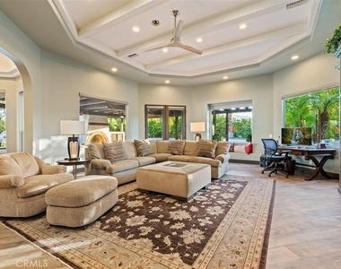 81815 Mountain View Lane - Photo Thumbnail 10