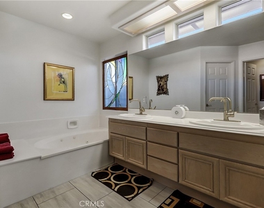 43760 Milan Court - Photo Thumbnail 21