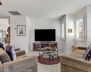 43760 Milan Court - Photo Thumbnail 15