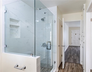 181 S Marengo Avenue - Photo Thumbnail 11