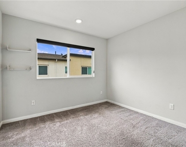 14051 Diamond Lane - Photo Thumbnail 20