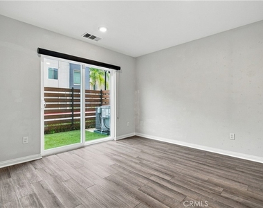 14051 Diamond Lane - Photo Thumbnail 5