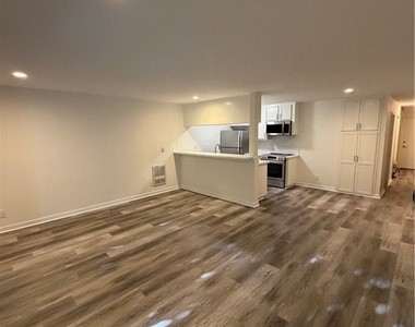 280 Molino - Photo Thumbnail 31