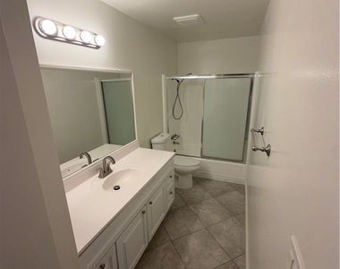 280 Molino - Photo Thumbnail 34