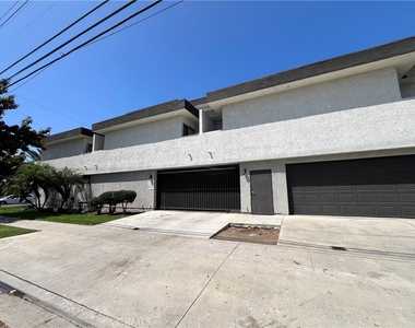 4307 W 142nd Street - Photo Thumbnail 17