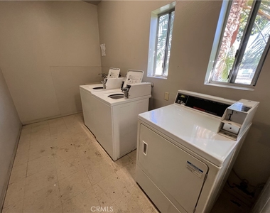 4307 W 142nd Street - Photo Thumbnail 16